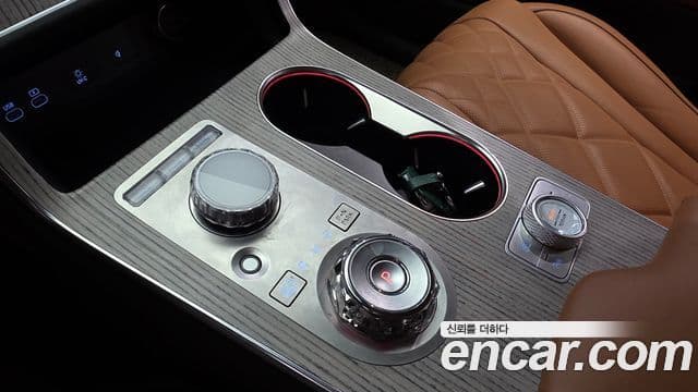 Genesis GV80 2024 — Photo 15/20