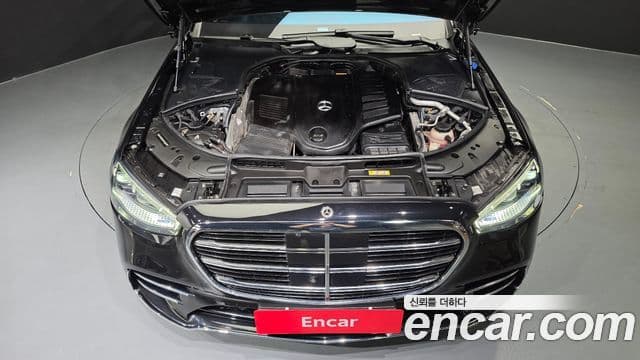 Mercedes-Benz S-Class 2023 — Фото 6/20