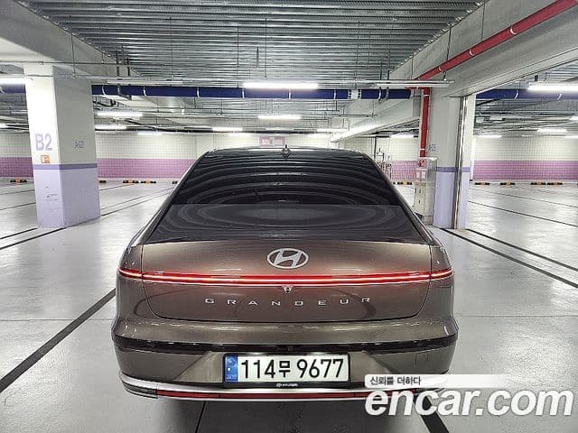 Hyundai Grandeur 2023 — Şəkil 4/20