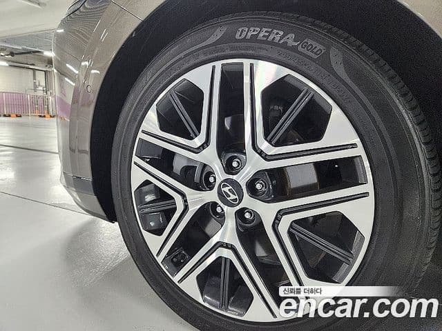 Hyundai Grandeur 2023 — Şəkil 17/20