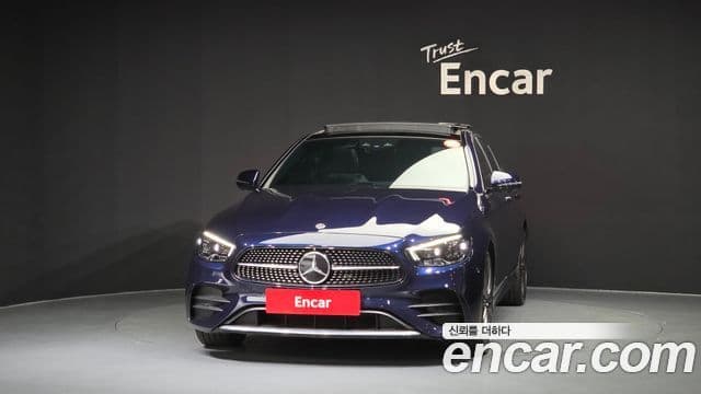 Mercedes-Benz E-Class 2021 — Фото 3/20