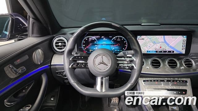 Mercedes-Benz E-Class 2021 — Фото 12/20
