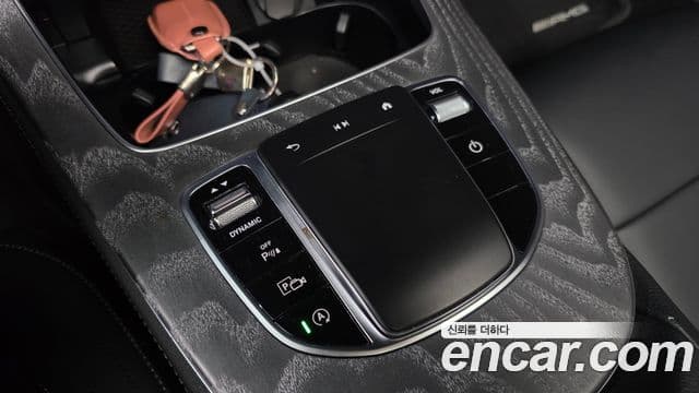 Mercedes-Benz E-Class 2021 — Photo 36/37
