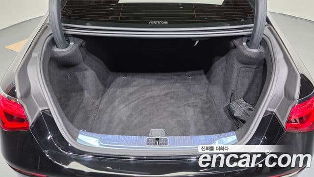 Mercedes-Benz S-Class 2021 — Фото 19/20