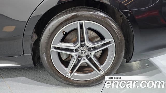 Mercedes-Benz S-Class 2021 — Photo 37/39