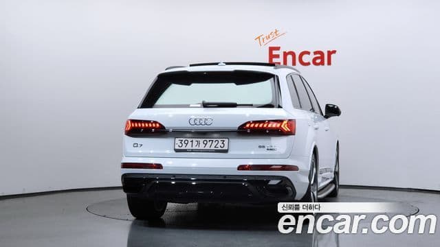 Audi Q7 2022 — Şəkil 4/20