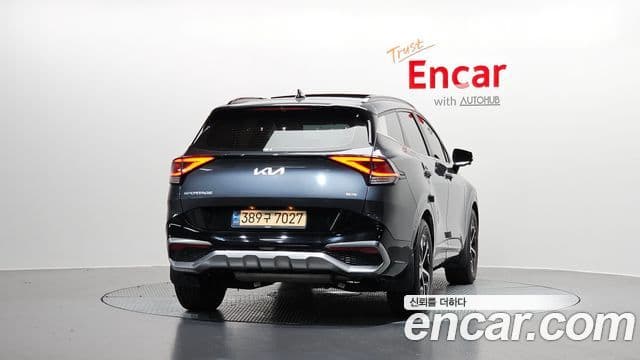 Kia Sportage 2023 — ფოტო 31/32