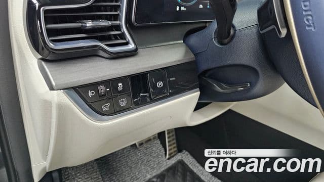 Kia Sportage 2023 — ფოტო 30/32