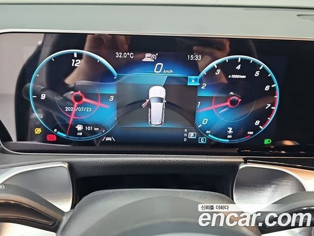 Mercedes-Benz GLB-Class 2020 — Фото 6/20