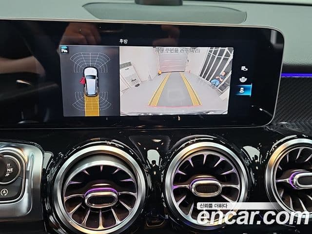 Mercedes-Benz GLB-Class 2020 — Фото 15/20
