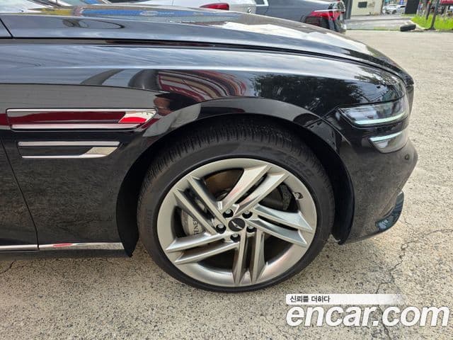 Genesis Electrified G80 2024 — ფოტო 4/18