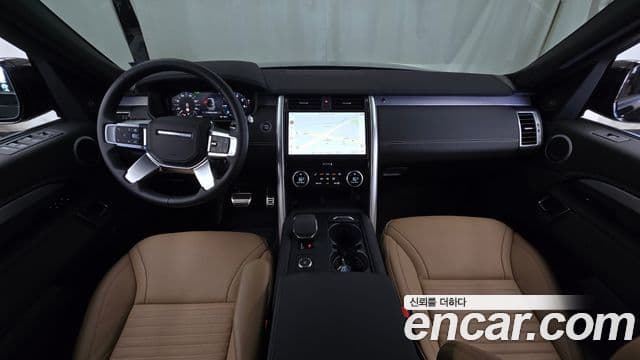 Land Rover Discovery 5 2025 — Photo 3/33