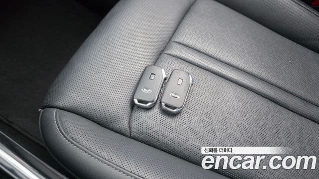 Kia Sorento 2021 — Фото 18/20