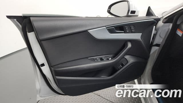 Audi A5 2023 — Photo 16/32