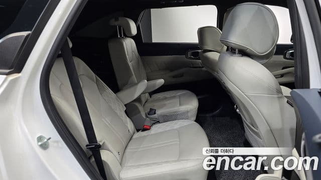 Kia Sorento 2020 — Фото 11/20