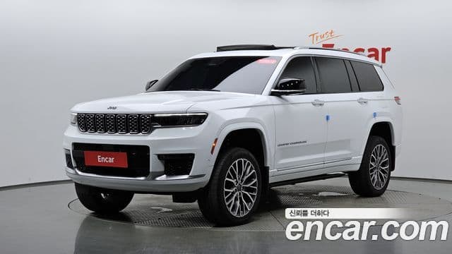 Jeep Grand Cherokee 2023 — Фото 11/20