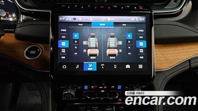 Jeep Grand Cherokee 2023 — Фото 16/20