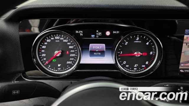 Mercedes-Benz E-Class 2019 — Фото 8/20