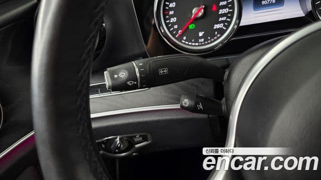 Mercedes-Benz E-Class 2019 — Фото 18/20