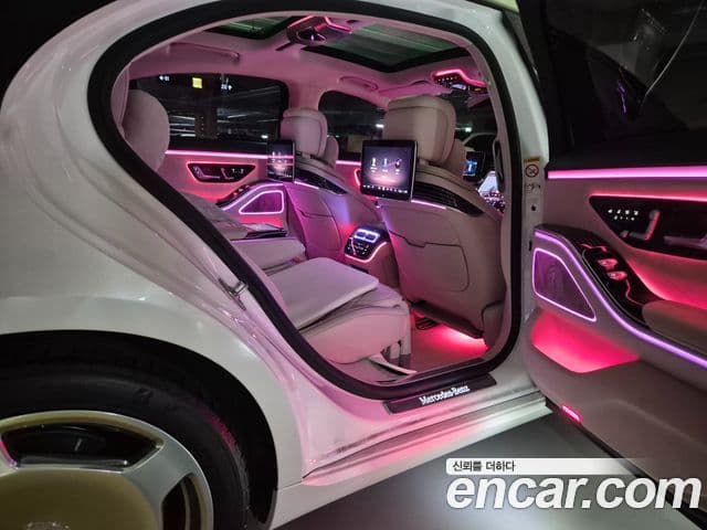 Mercedes-Benz S-Class 2023 — Фото 8/20