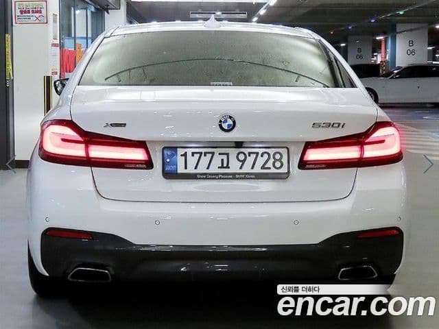 BMW 5 Series 2021 — фото 4 из 20