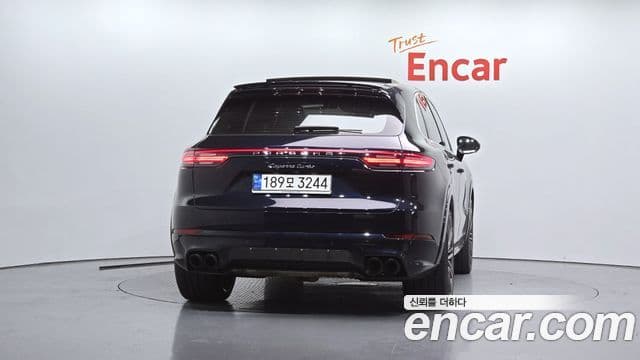 Porsche Cayenne 2020 — Şəkil 11/20