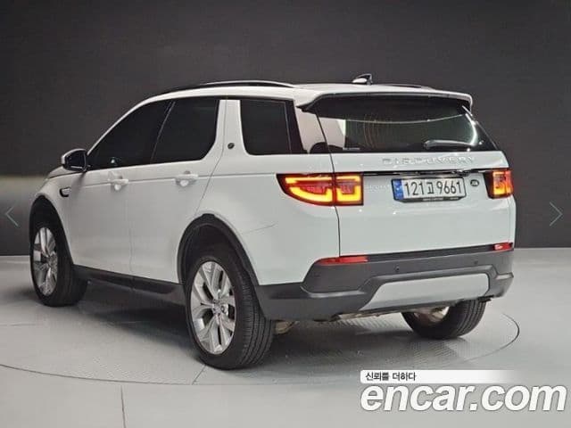 Land Rover Discovery Sport 2022 — Фото 3/20