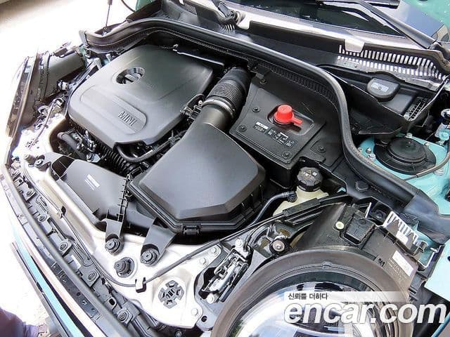 Mini Cooper S 2025 — Şəkil 19/20