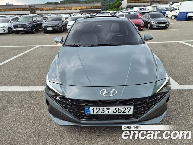 Hyundai Avante 2023 — ფოტო 1/18
