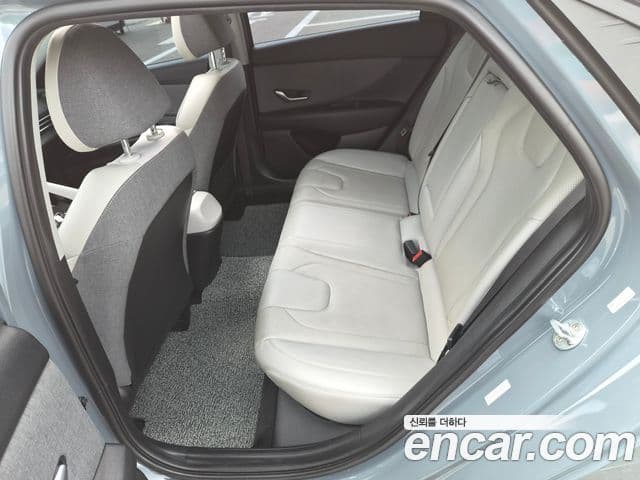 Hyundai Avante 2023 — ფოტო 8/18