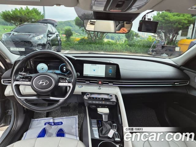Hyundai Avante 2023 — ფოტო 9/18