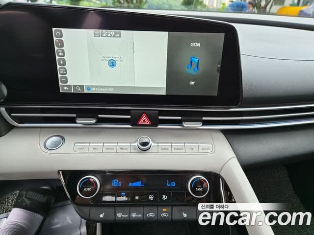 Hyundai Avante 2023 — ფოტო 12/18