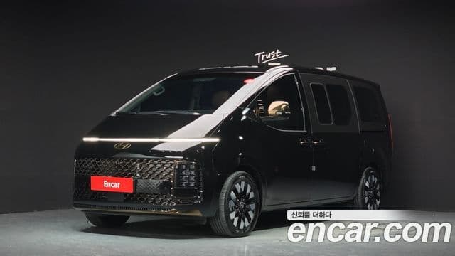 Hyundai Staria 2024 — Фото 1/20