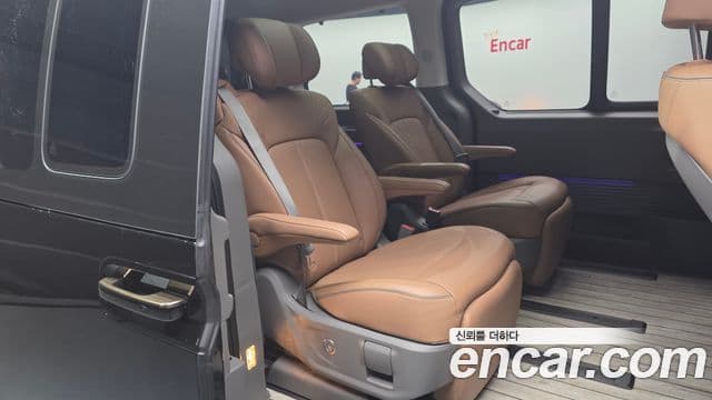 Hyundai Staria 2024 — Фото 11/20