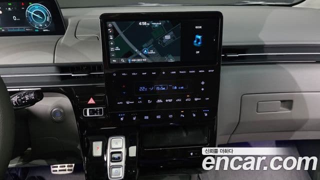 Hyundai Staria 2024 — Фото 12/20