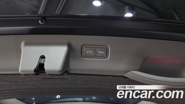 Hyundai Staria 2024 — Фото 18/20