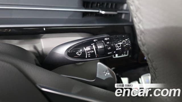 Hyundai Staria 2024 — ფოტო 24/36