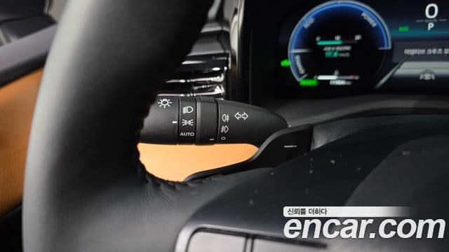Toyota Camry 2025 — Photo 22/36