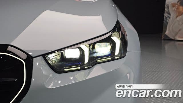 BMW M5 2026 — Şəkil 21/33
