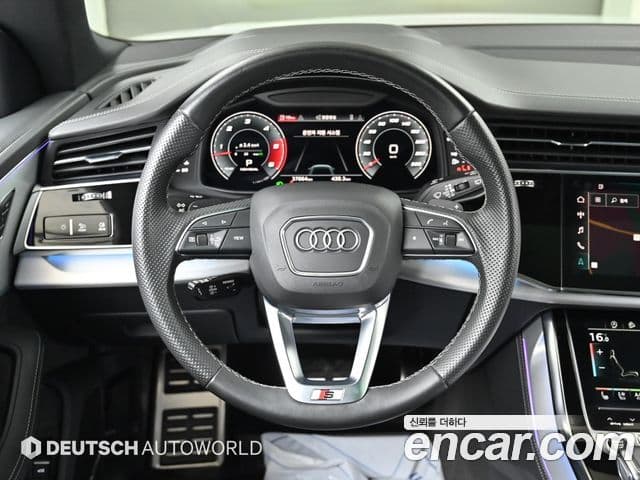 Audi Q8 2021 — Photo 4/20