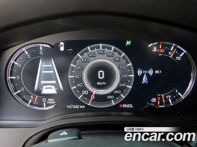 Cadillac Escalade 2019 — Фото 9/20