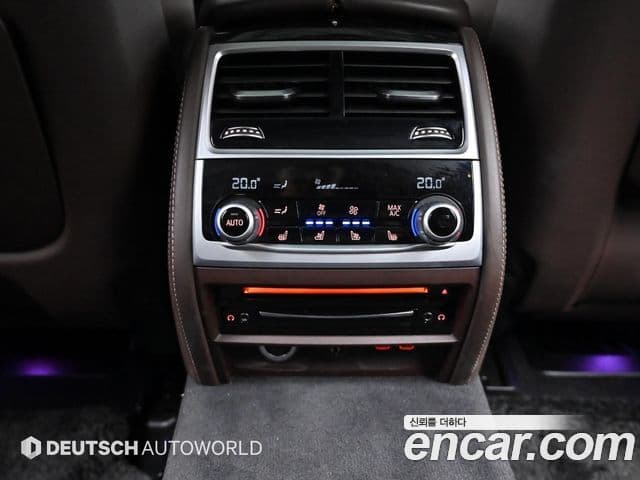 BMW 7 Series 2019 — Фото 15/20