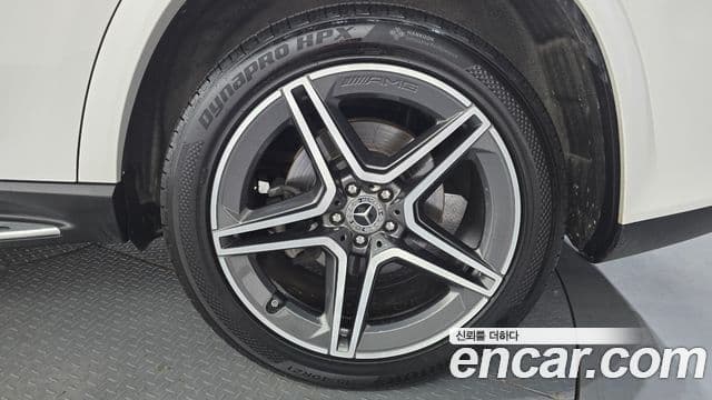 Mercedes-Benz GLS-Class 2022 — ფოტო 18/32