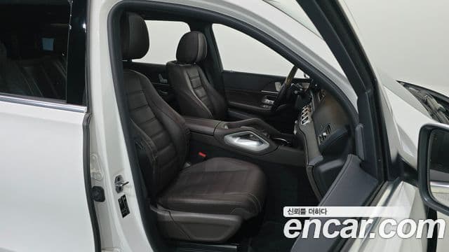 Mercedes-Benz GLS-Class 2022 — ფოტო 28/32