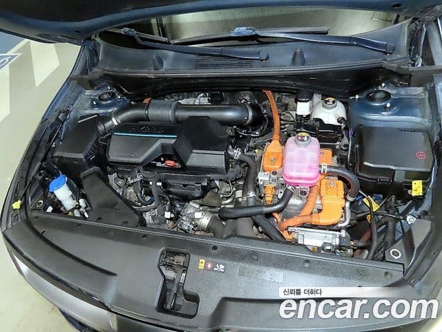 Kia Sportage 2021 — ფოტო 13/20