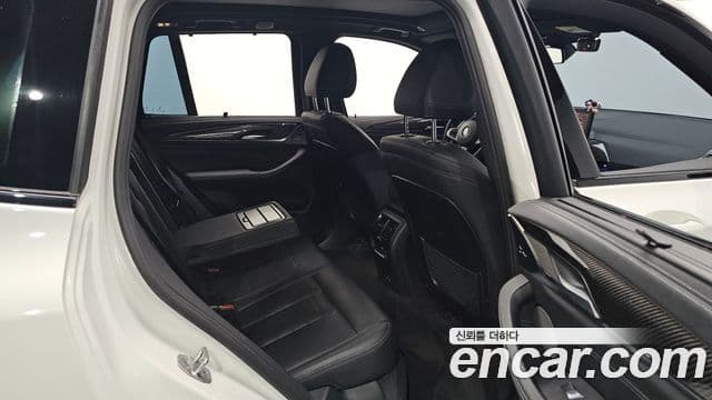 BMW X3 2022 — Photo 9/34