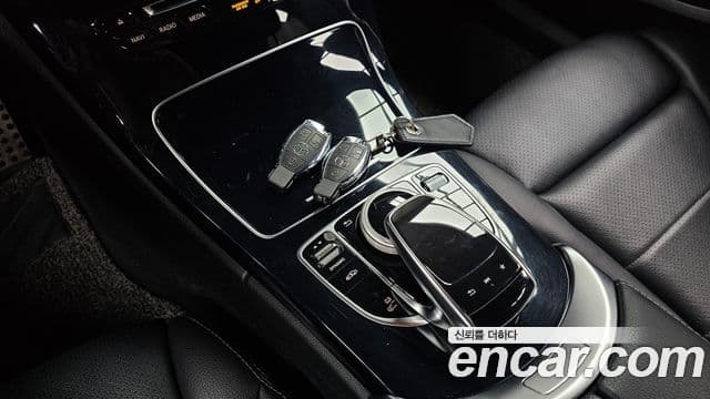 Mercedes-Benz C-Class 2018 — Фото 9/20