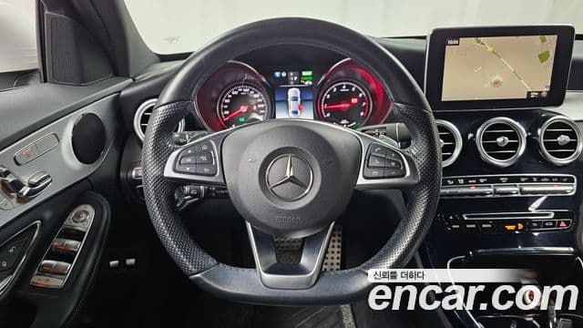 Mercedes-Benz C-Class 2018 — Фото 13/20