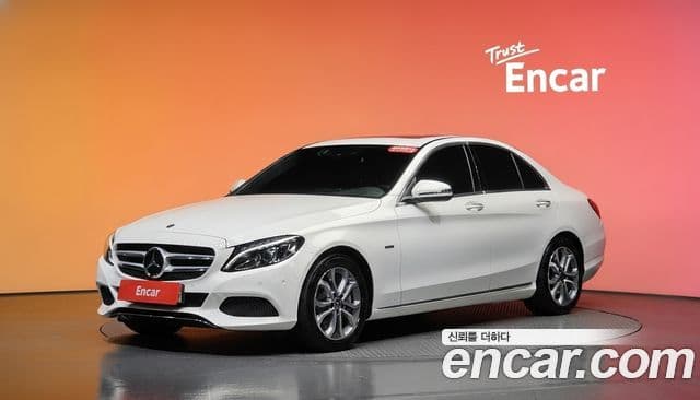 Mercedes-Benz C-Class 2018 — Фото 1/20