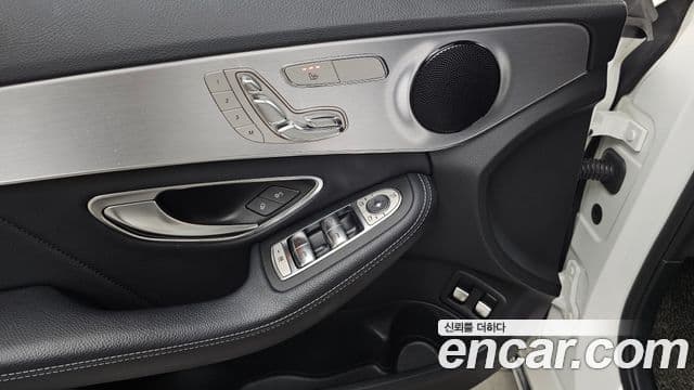Mercedes-Benz C-Class 2018 — Şəkil 3/30